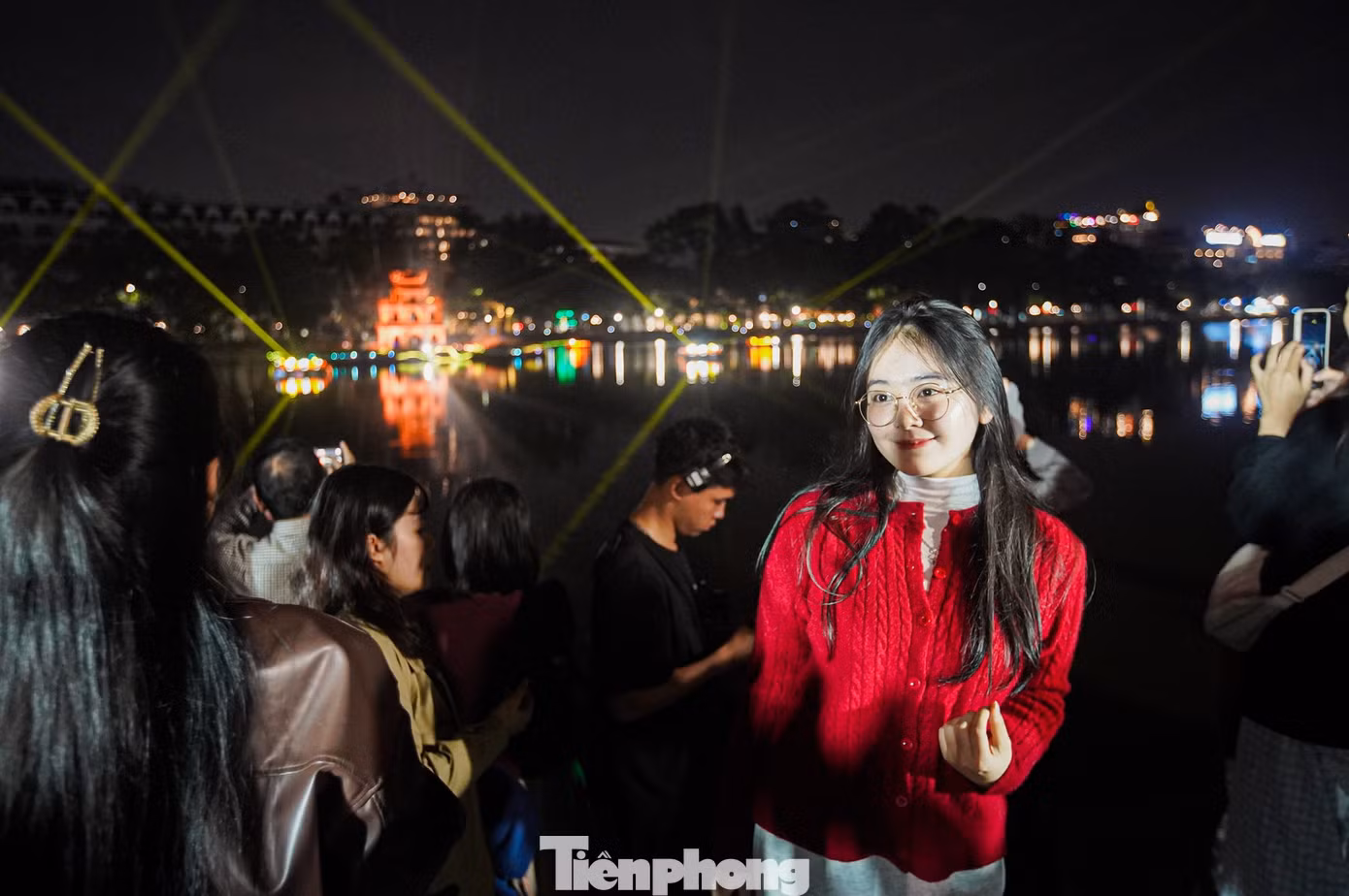 tp-ho-guom-anh-14.jpg