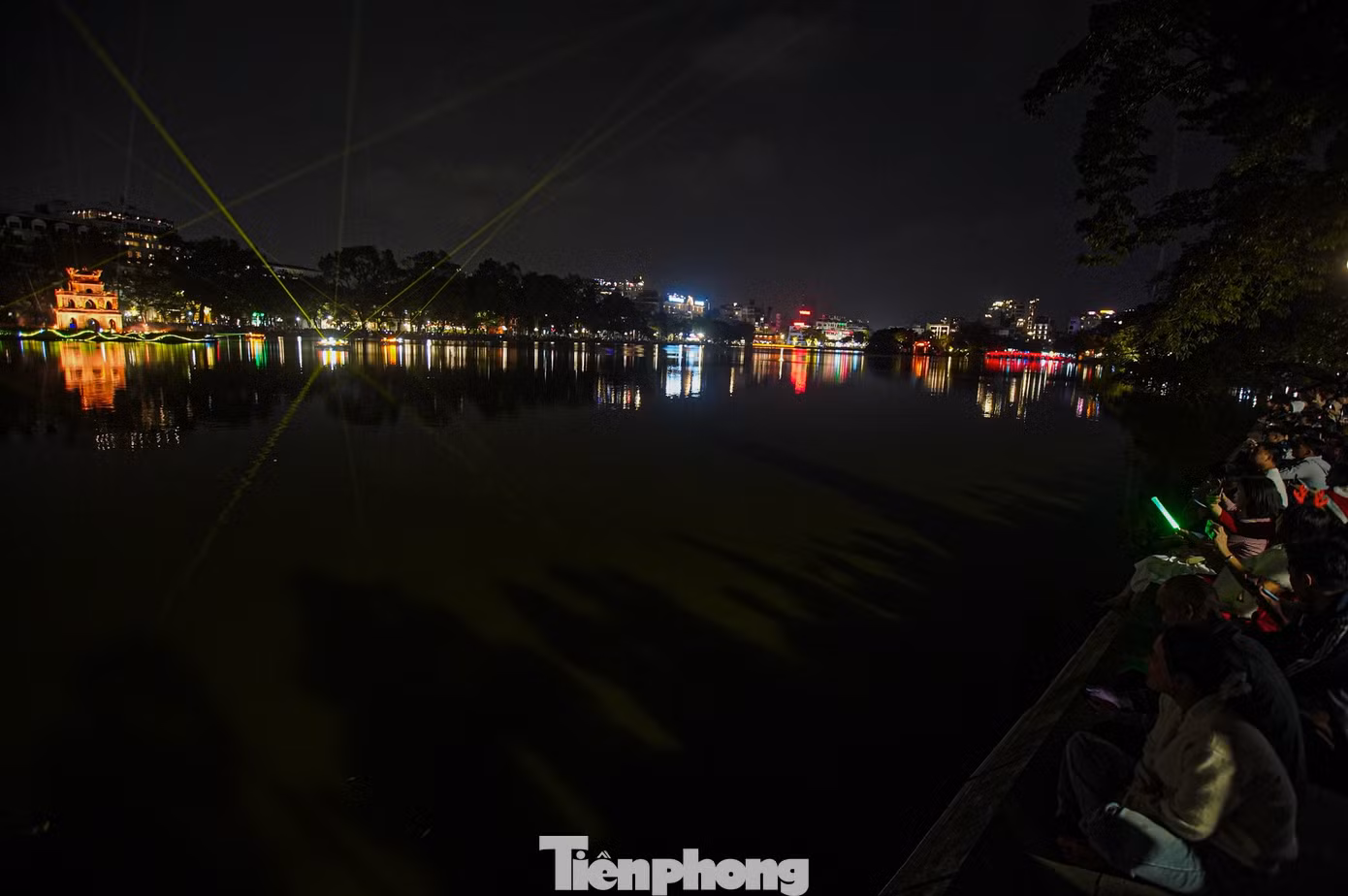 tp-ho-guom-anh-13a.jpg
