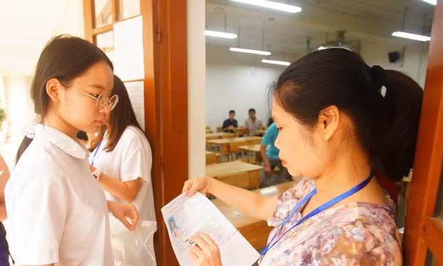 Thi lớp 10 năm học 2026-2027 ở Hà Nội Ảnh: DUY PHẠM 