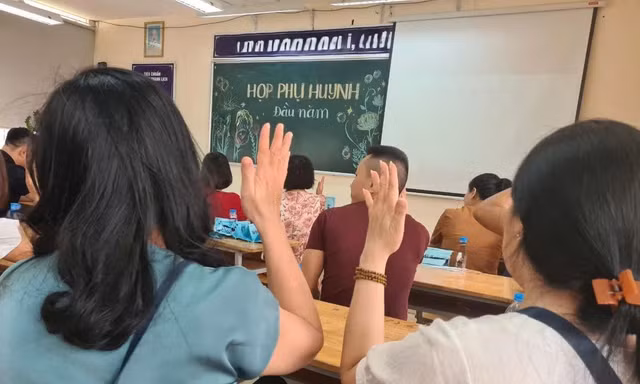 Họp phụ huynh đầu năm là nỗi lo của nhiều người (Ảnh minh họa)