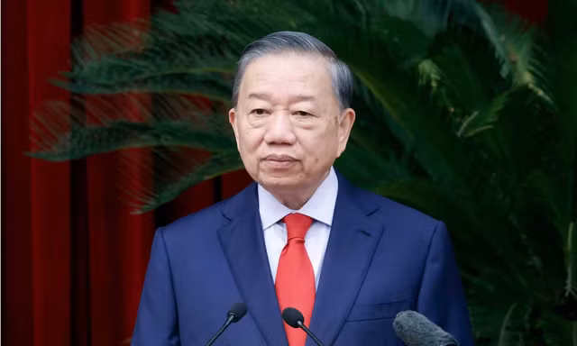 Tổng Bí thư, Chủ tịch nước Tô Lâm phát biểu khai mạc Hội nghị Trung ương 4 khóa XIV Ảnh: TTXVN