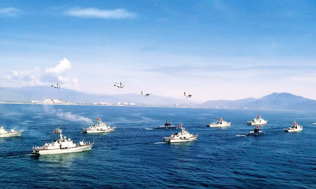 Các biên đội tàu và máy bay tham gia diễu binh