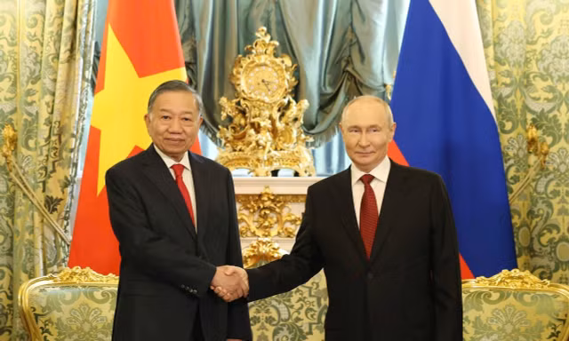 Tổng Bí thư, Chủ tịch nước Tô Lâm và Tổng thống Nga Vladimir Putin ngày 9/9. Ảnh: TTXVN