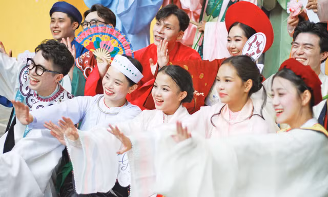 Việc chọn ngày 24/11 hằng năm là Ngày Văn hóa Việt Nam khẳng định vị thế của văn hóa trong chiến lược phát triển đất nước