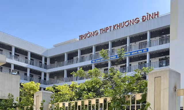 Trường THPT Khương Đình (Hà Nội)
