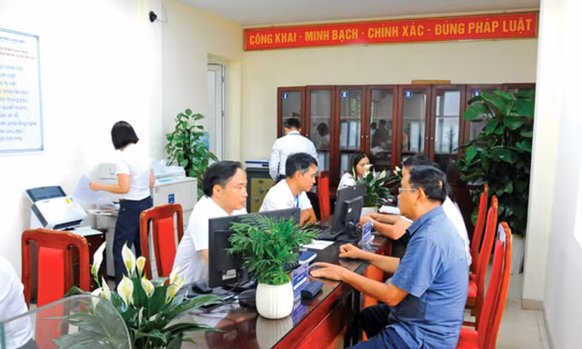 Phường Long Biên: Cải cách hành chính đồng bộ, lấy sự hài lòng làm thước đo