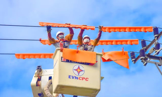 EVNCPC giữ vững sản xuất, chăm lo người lao động sau sắp xếp 