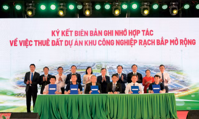 Phát triển khu công nghiệp, động lực tăng trưởng mới của VRG 