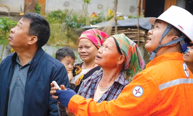Công ty Điện lực Lào Cai triển khai Tháng Tri ân khách hàng năm 2025 với nhiều hoạt động thiết thực vì cộng đồng