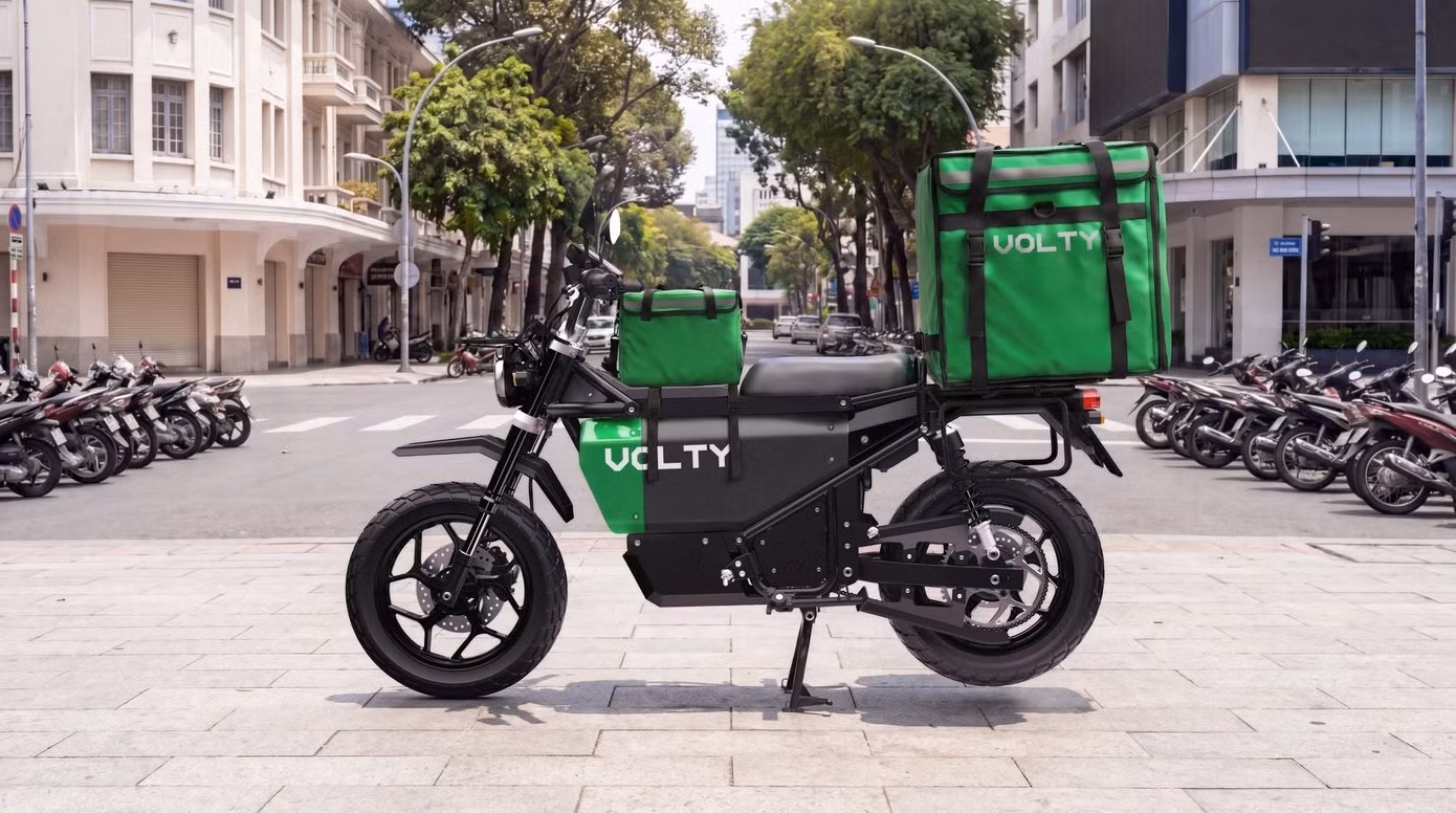 Mô phỏng một trong những cách sử dụng xe máy điện Volty U1. Ảnh: Nuen Moto.