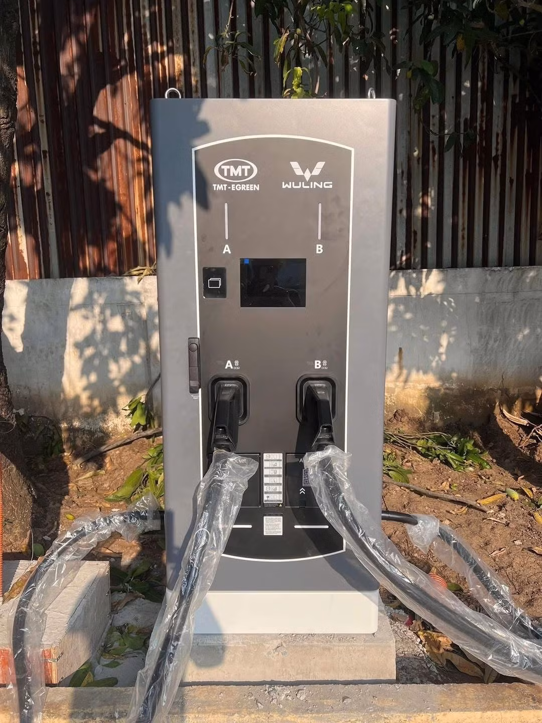 Trụ sạc TMT Motors đi vào hoạt động thực tế với số lượng chưa đến 40 trụ. Ảnh: TMT Motors.