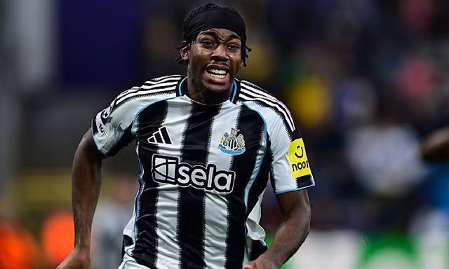 Trực tiếp Newcastle 1-0 Liverpool (Hiệp 1): Chích choè dẫn bàn từ sớm