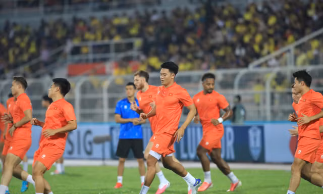 Trực tiếp Malaysia vs Việt Nam 0-0 (H1): Quang Hải dự bị, Đình Bắc đá chính 