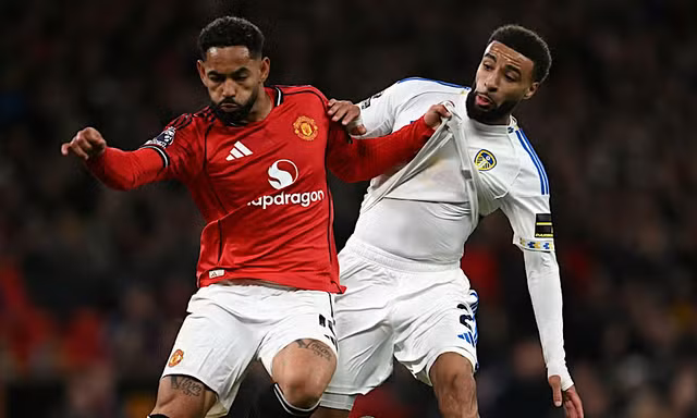 Trực tiếp Leeds vs MU, 20h00 ngày 18/10: Thử thách lớn tại Elland Road