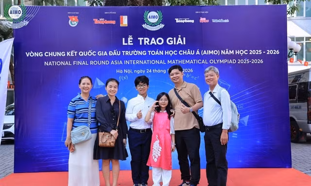 Vũ Cao Thiên Bảo quyết "đổi màu" huy chương tại Chung kết Quốc tế AIMO 2026