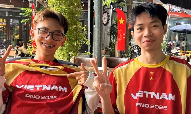 Himass và TanVuu - 2 tuyển thủ PUBG Việt Nam đang gặp tranh cãi có thành tích khủng thế nào?