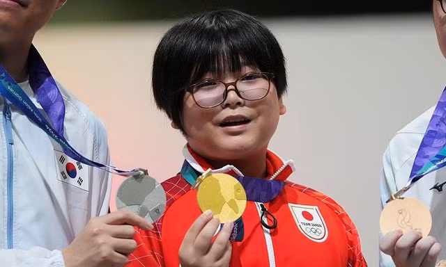 Thần đồng esports 11 tuổi thắng HCV, lập kỷ lục khủng tại ASIAD 2026 là ai?