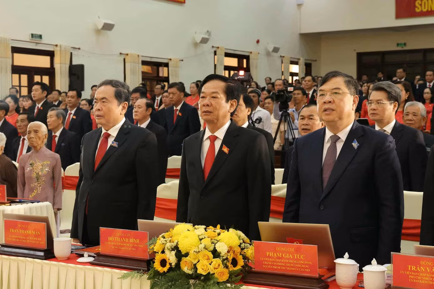Chủ tịch Quốc hội Trần Thanh Mẫn dự Đại hội Đảng bộ TP Cần Thơ lần thứ I ảnh 3