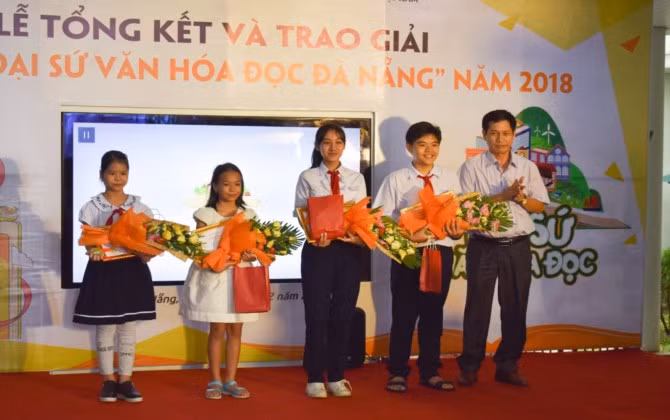 Đà Nẵng vinh danh các đại sứ văn hóa đọc 