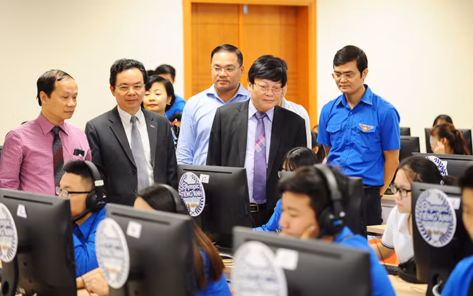 Thử sức trình độ IELTS tại Olympic tiếng Anh học sinh, sinh viên
