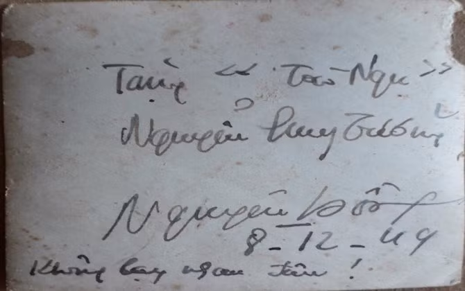 Từ mấy dòng nhật ký, nghĩ về một thế hệ ông cha