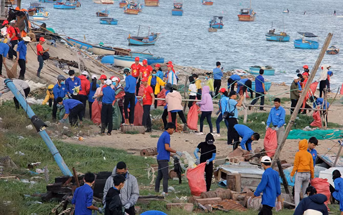 Thanh niên Khánh Hòa truyền lửa tình yêu quê hương, biển đảo