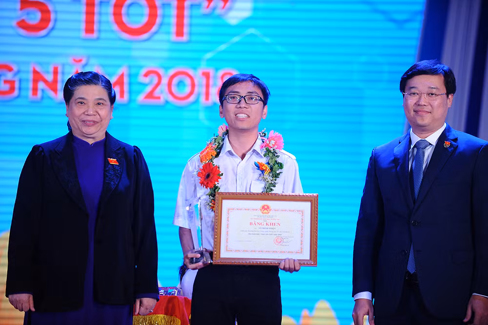 Vinh danh 190 Sinh viên 5 tốt cấp Trung ương