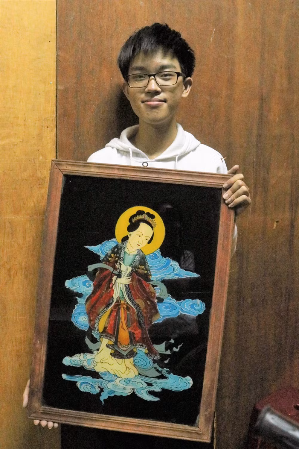 Giữ hồn tranh kiếng xưa