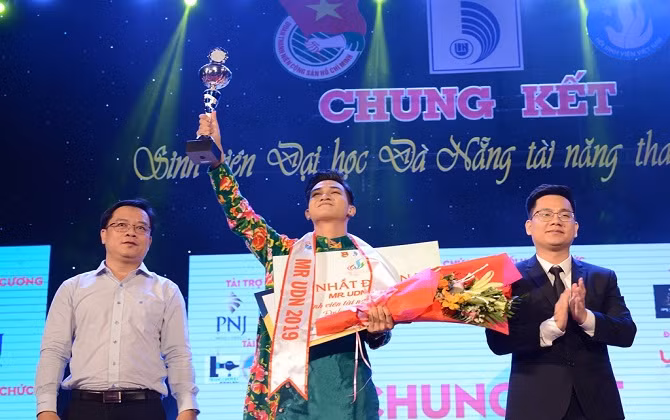 Lộ diện tân Mr & Miss Đại học Đà Nẵng 2019