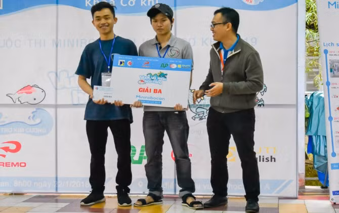 ĐH Bách Khoa Đà Nẵng: Hấp dẫn với Chung kết Mini Robocon 2019