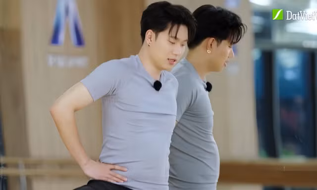 Dương Domic trở thành "ngoại lệ" của Tinh Hà "Say Hi" vì chiếc bụng sữa trong lớp học ballet
