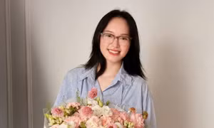 Nữ thủ khoa ngành Kinh tế với GPA 3.87: Đam mê nghiên cứu khoa học, nhiều đêm thức đến sáng để chạy số liệu