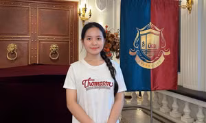 Nữ sinh Ninh Bình lựa chọn tự học theo cách riêng, trở thành thủ khoa ngành Quản trị Kinh doanh 