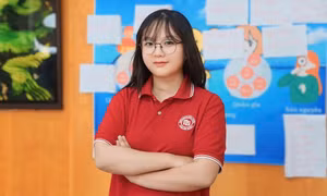 Tuổi 20 của nữ sinh từng đối diện cùng lúc hai căn bệnh ung thư ở tuổi 18