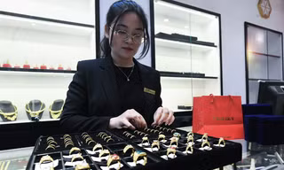 Giá vàng hôm nay (10/7): Bất ngờ tăng trở lại