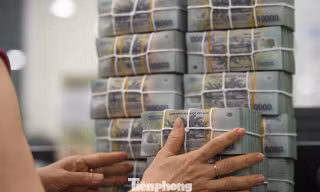 Một ngân hàng tăng lãi suất cho vay vượt 11%/năm