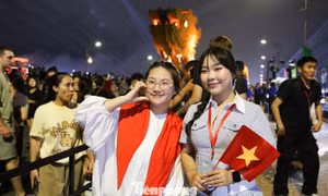 'Tổ quốc bình yên' tiếp lửa tự hào trong tim người trẻ 