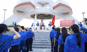 Chào cờ 'Tôi yêu Tổ quốc tôi', lan tỏa niềm tự hào trong tim