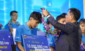 Đà Nẵng: Những suất học bổng đặc biệt tiếp sức tân sinh viên