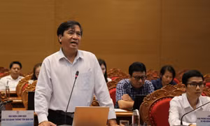 Phó Giám đốc Sở GD&ĐT tỉnh Gia Lai Trần Bá Công thông tin. Ảnh: Trương Định.