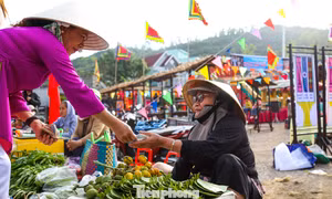 Lập hồ sơ di sản cho phiên chợ ‘độc nhất vô nhị’ ở Gia Lai