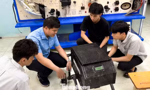 Sinh viên Đà Nẵng sáng tạo robot, AI vì cộng đồng
