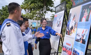 Bạn trẻ với tình yêu biển đảo Tổ quốc