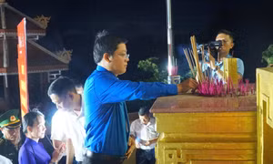 Tuổi trẻ Huế tri ân các anh hùng liệt sĩ, thương binh, người có công