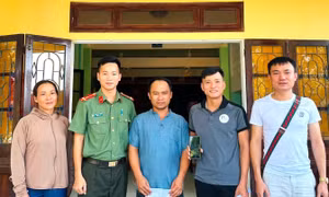 Người dân chuyển nhầm hơn nửa tỷ đồng
