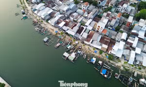 Nhếch nhác ‘xóm vạn đò’ mới giữa nội đô Huế