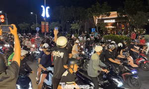 Thanh thiếu niên tụ tập gây náo loạn đường phố trong đêm ở Đà Nẵng