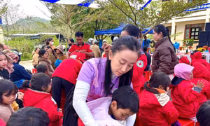 Đông ấm yêu thương đến với vùng cao Quảng Ngãi