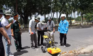 Huy động mọi nguồn lực, sử dụng công nghệ hiện đại để khảo sát, đào tìm, quy tập hài cốt liệt sĩ