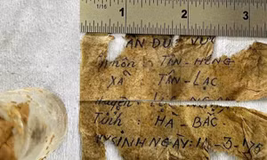 Thông tin mới về lọ penicillin giữ tên liệt sỹ trong ngôi mộ ở Tây Ninh